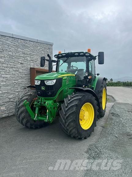 John Deere 6155R Trattori