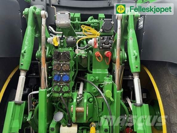 John Deere 6155R Trattori