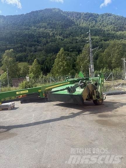 John Deere 630 Altri macchinari per falciare e trinciare