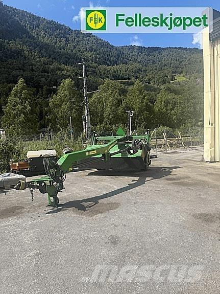 John Deere 630 Altri macchinari per falciare e trinciare