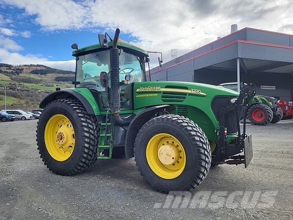 John Deere 7720 Trattori