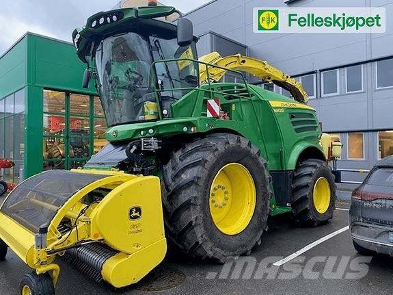 John Deere 8400 Falciandanatrici
