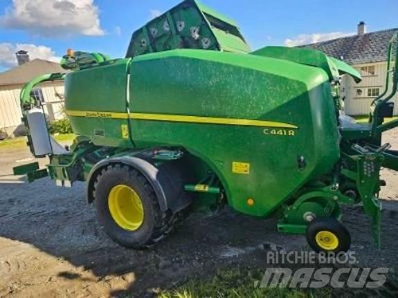 John Deere C441R Rotopresse