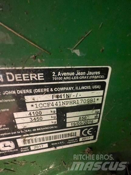 John Deere F441 Rotopresse