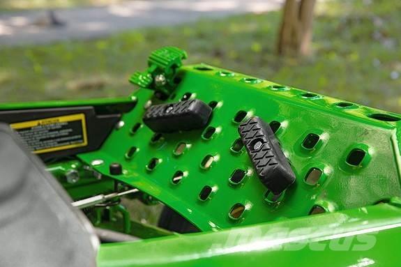 John Deere Z950R Manutenzione verde e strade – Altro