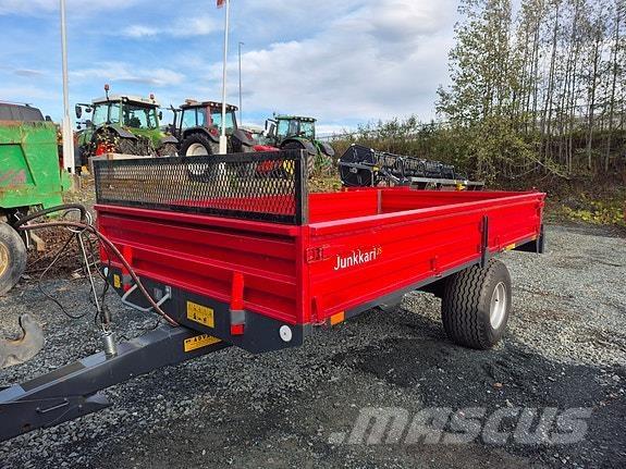 Junkkari J5 Rimorchi multiuso