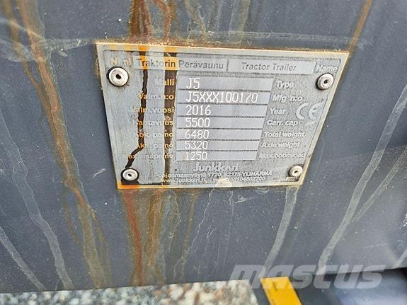 Junkkari J5 Rimorchi multiuso
