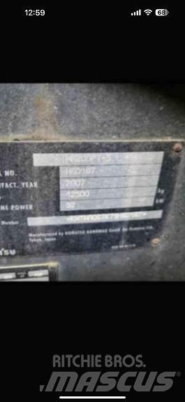 Komatsu WA200 PT Pale gommate