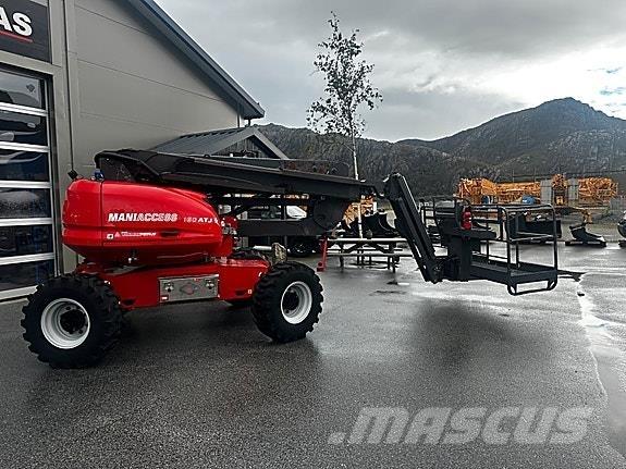 Manitou 160 Atj + 3 Piattaforme cingolate, Piattaforme a ragno e Montacarichi