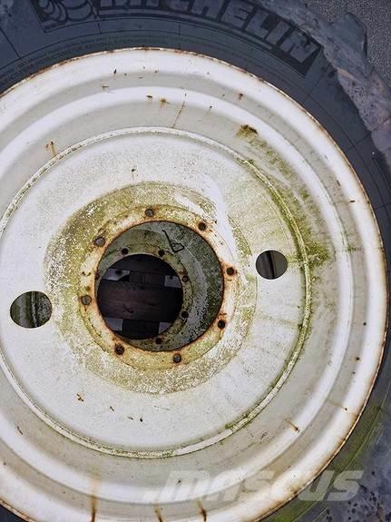 Michelin Multibib Pneumatici, ruote e cerchioni