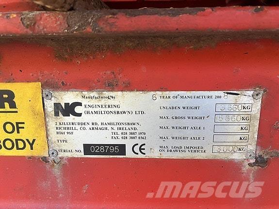 NC DE-1240 Rimorchi multiuso