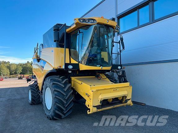 New Holland CX5080 Mietitrebbiatrici