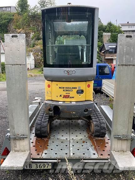 New Holland E18SR Miniescavatori