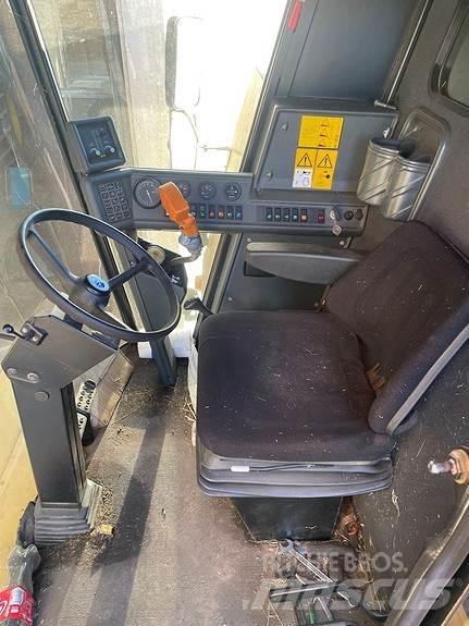 New Holland TC 56 Mietitrebbiatrici