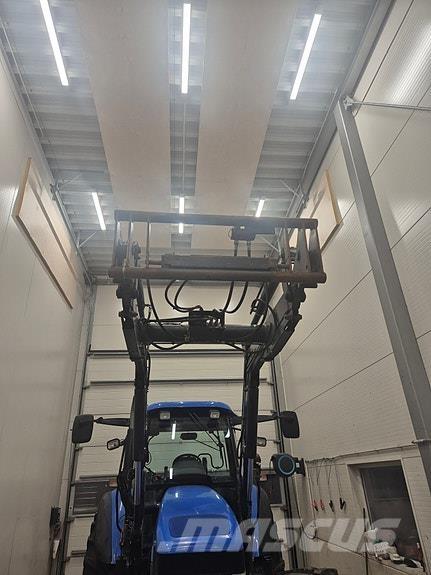 New Holland TM140 Trattori