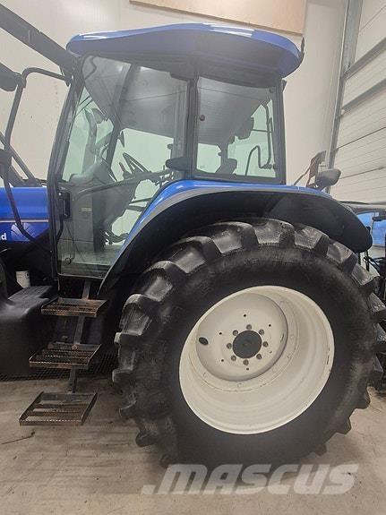 New Holland TM140 Trattori