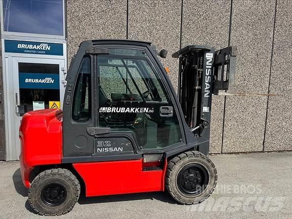 Nissan DF32 14436 Carrelli elevatori diesel