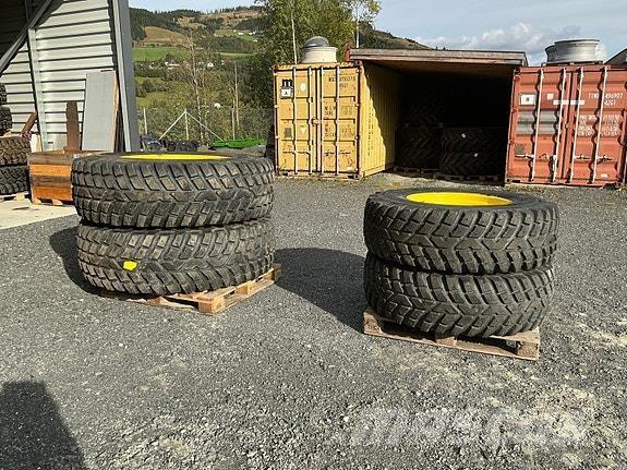 Nokian TRI 2 Altri macchinari per strade e neve