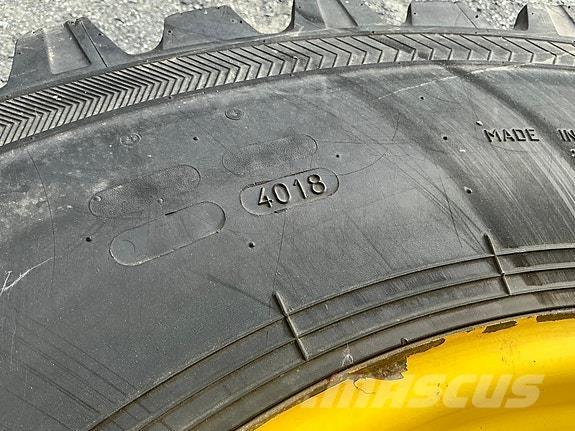 Nokian TRI 2 Altri macchinari per strade e neve