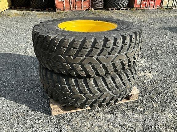 Nokian TRI 2 Altri macchinari per strade e neve