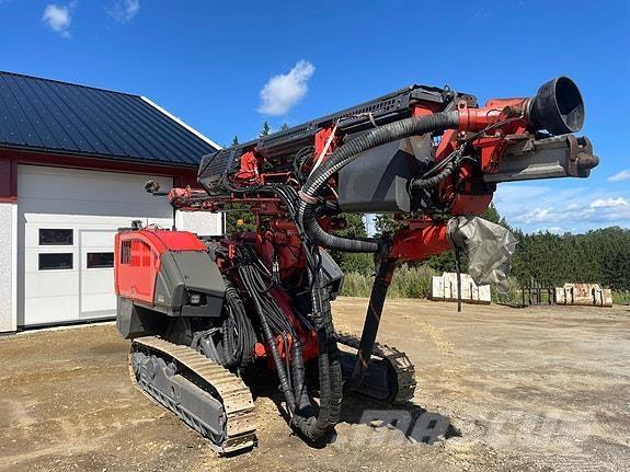 Sandvik DC 410 RI Perforatrici di superficie