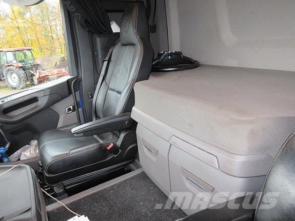 Scania R500 8x4*4 Motrici scarrabili