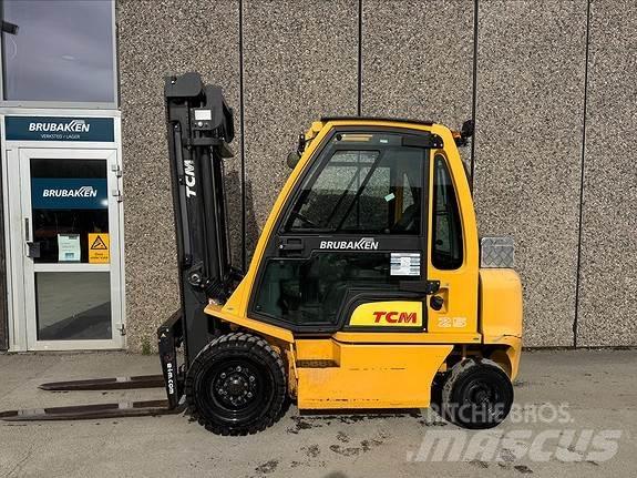 TCM FD25 Carrelli elevatori diesel