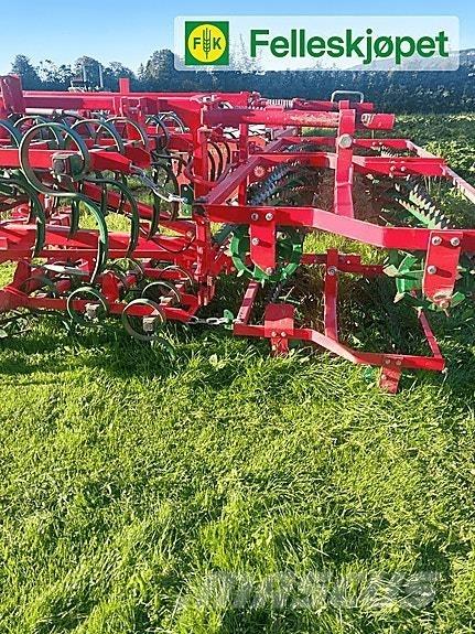 Unia Kombi 4,2 Altre macchine e accessori per l'aratura