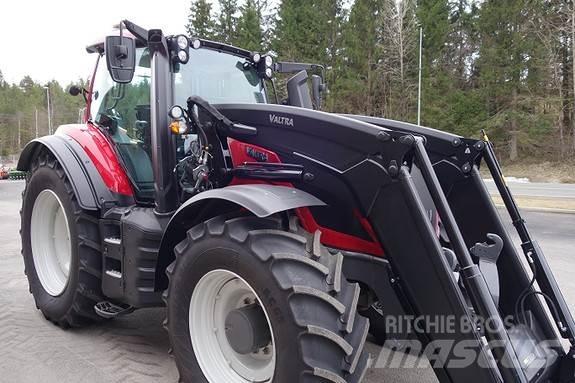 Valtra 235 Direct Trattori