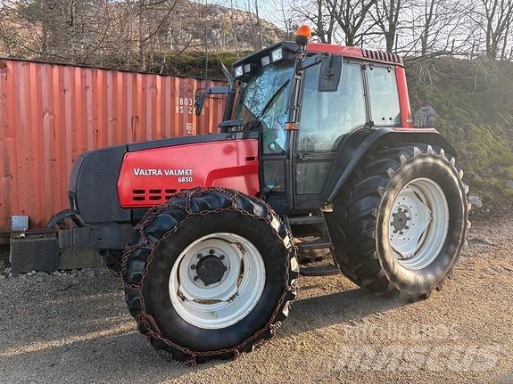 Valtra 6850 Trattori