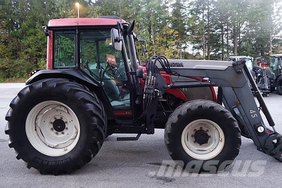 Valtra A85 Trattori