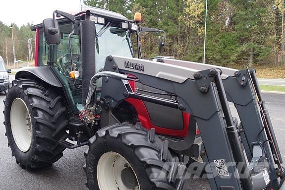 Valtra A93 Trattori