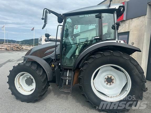 Valtra A94 Trattori