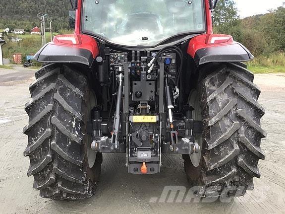 Valtra A95 Trattori
