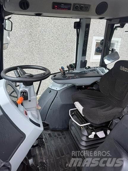 Valtra G 135 A Trattori