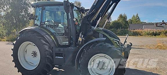 Valtra G135V Trattori