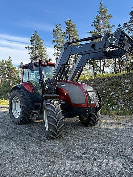 Valtra M150 Trattori