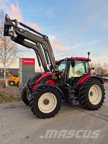 Valtra N104 Trattori