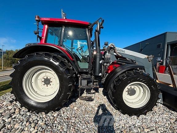 Valtra N123H Trattori