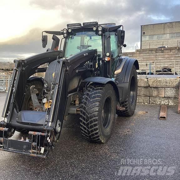 Valtra N174 Trattori