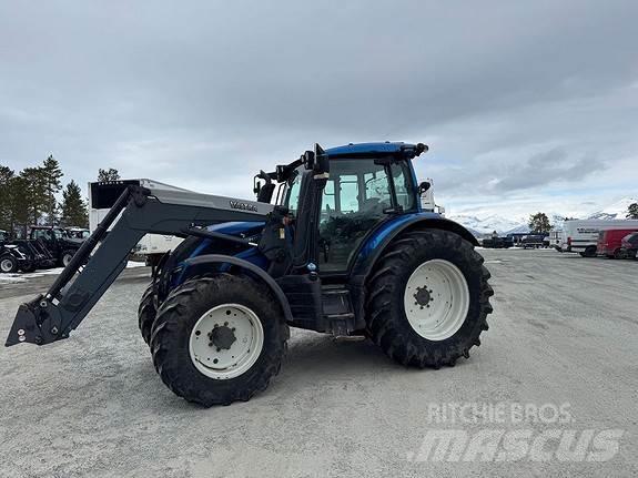 Valtra N174D Trattori