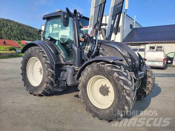 Valtra N174D Trattori