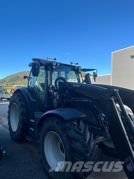 Valtra N174D Trattori