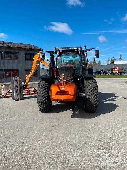 Valtra N175D Trattori