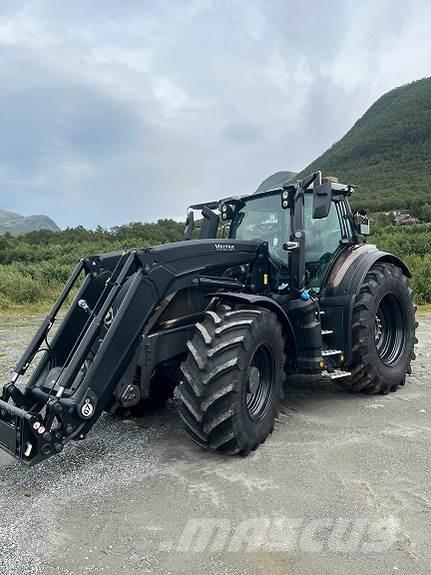 Valtra Q305 Trattori