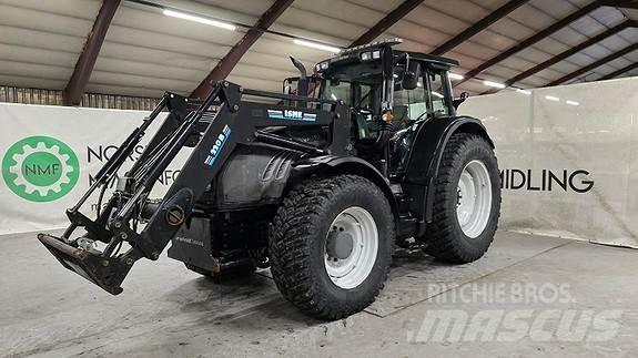 Valtra T182 Trattori