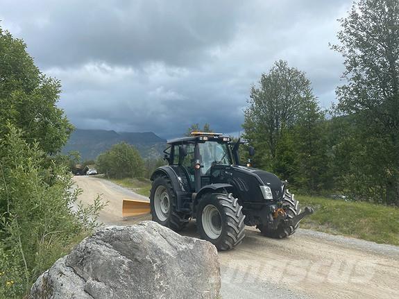 Valtra T203 Trattori