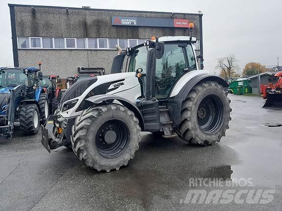 Valtra T234 Trattori