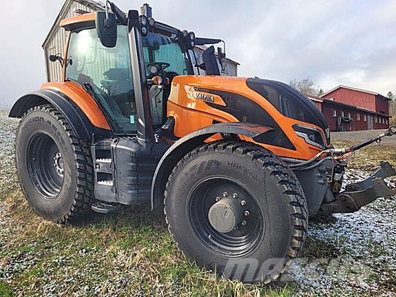 Valtra T255 Trattori