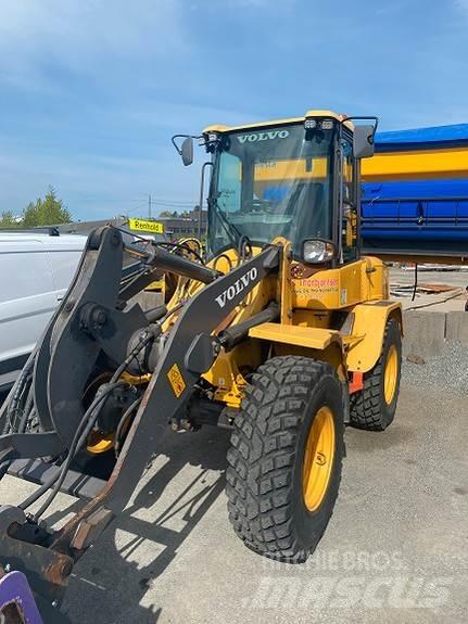 Volvo L35GS Pale gommate